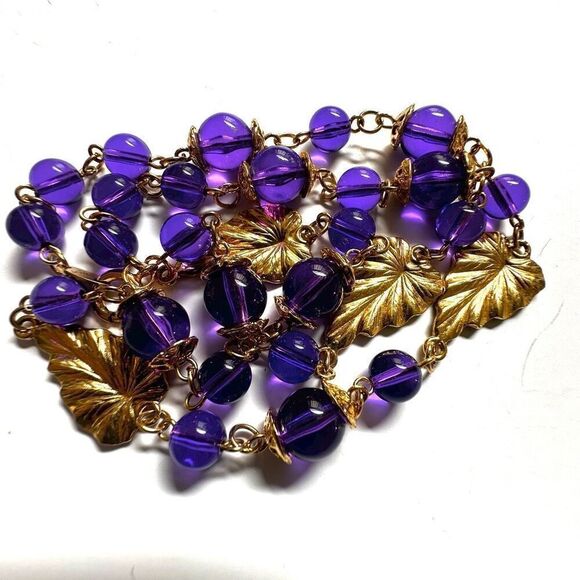 Trifari purple gold tone leaves long necklace - Picture 5 of 9